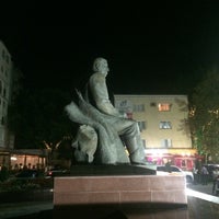 Photo taken at Памятник Расулу Гамзатову by Алишер М. on 8/26/2016
