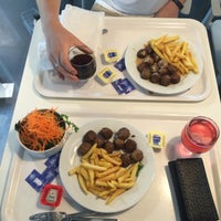 6/13/2016 tarihinde Céline V.ziyaretçi tarafından IKEA Restaurant'de çekilen fotoğraf