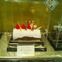 Photo taken at ラ・フィーユ 一之江店 by matchan on 12/7/2011