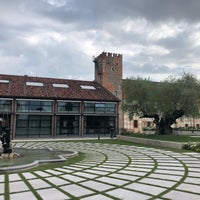 รูปภาพถ่ายที่ Hotel Veronesi La Torre โดย Antonino P. เมื่อ 6/6/2021