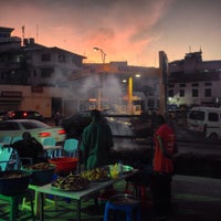3/17/2014にShaneabbas N.がMamboz Corner BBQで撮った写真