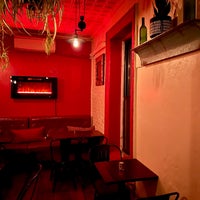3/4/2022 tarihinde Rafael C.ziyaretçi tarafından Cello Wine Bar'de çekilen fotoğraf