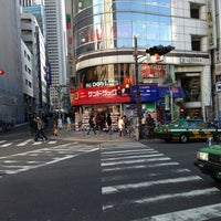 Photo taken at マクドナルド 新宿西口駅前店 by ミーナ 隊. on 1/13/2013