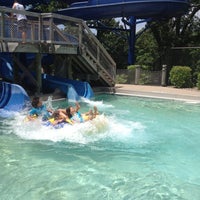 Foto tomada en Edina Aquatic Center  por Andie el 7/8/2013