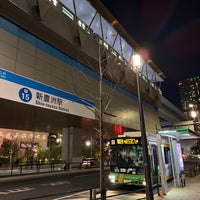 Photo taken at Toyosu Sta. Bus Stop by さくぞう on 12/17/2023