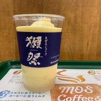 Photo taken at MOS Burger by さくぞう on 1/15/2022