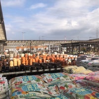 カインズホーム青梅園芸館 青梅 1 Tip From 106 Visitors