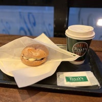 Photo taken at Tully&amp;#39;s Coffee by Mitsu N. on 2/17/2023