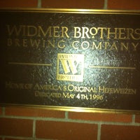 Das Foto wurde bei Widmer Brothers Brewing Company von Mitsu N. am 9/22/2022 aufgenommen