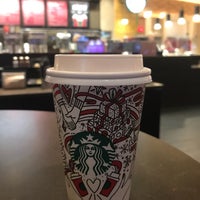 Photo taken at Starbucks by Mitsu N. on 11/9/2017