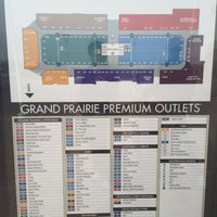 Снимок сделан в Grand Prairie Premium Outlets пользователем Mitsu N. 9/24/2022