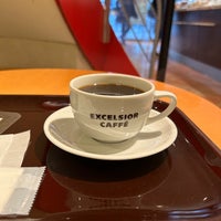 Photo taken at EXCELSIOR CAFFÉ by Kenjiro U. on 1/23/2024