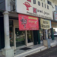 Review Apotik Kawi Jaya