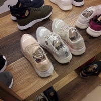 Shoe salon deals sm north
