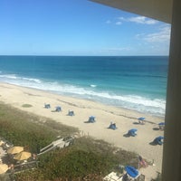 Photo taken at Courtyard by Marriott Hutchinson Island Oceanside/Jensen Beach by The Hand that Rocks the Ladle on 3/18/2017