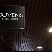 8/17/2016 tarihinde GUVENS STYLE+STOCKziyaretçi tarafından GUVENS STYLE+STOCK'de çekilen fotoğraf