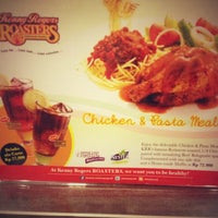 Photo taken at Kenny Rogers Roasters by Jenny on 12/21/2012