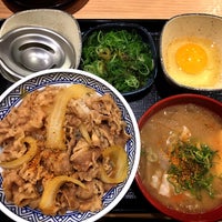 Photo taken at Yoshinoya by zakicchi on 1/8/2020