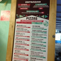 4/6/2013 tarihinde Daffnys G.ziyaretçi tarafından Quiero Pizza'de çekilen fotoğraf