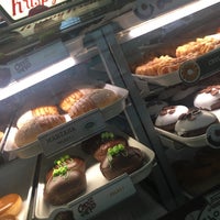 Photo taken at Krispy Kreme by IR . on 5/24/2017