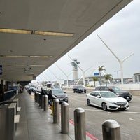 Снимок сделан в Международный аэропорт Лос-Анджелес (LAX) пользователем Eric P. 4/17/2023