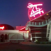 9/14/2012 tarihinde Mr. Bob D.ziyaretçi tarafından Goodtimes Bar &amp;amp; Nightclub'de çekilen fotoğraf