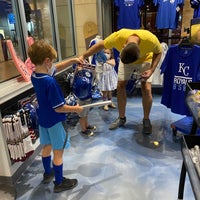 Royals Team Store - Truman Sports Complex - 1 tip