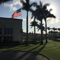 Foto tomada en Trump National Golf Club, Jupiter  por Jill D. el 4/4/2017