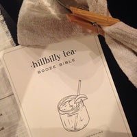 รูปภาพถ่ายที่ Hillbilly Tea โดย Angela W. เมื่อ 7/2/2016