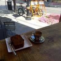 7/10/2016 tarihinde Alex B.ziyaretçi tarafından Cafe Oranje'de çekilen fotoğraf