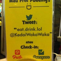 รูปภาพถ่ายที่ KEDAI WAKA WAKA โดย Freedoo G. เมื่อ 3/13/2014
