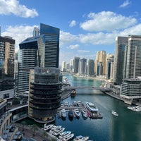 Foto tomada en Address Dubai Marina  por Aziz . el 2/4/2024