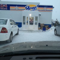 Photo taken at Ярче by 🚘Sergey🏂 S. on 12/29/2012