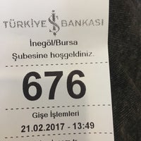 Photo taken at Türkiye İş Bankası by Kuaförum Adem ✂️🔥✂️ on 2/21/2017