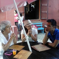 4/27/2014 tarihinde Ivan H.ziyaretçi tarafından Cafe La Antigua Casa Roja'de çekilen fotoğraf