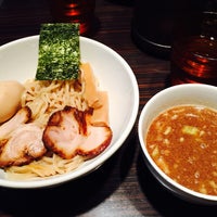 Photo taken at 京鰹節 つけ麺 愛宕 by Nozomi on 6/7/2015