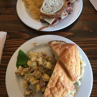 Photo taken at Hitchcock Delicatessen &amp;amp; Charcuterie by Tania on 8/16/2017