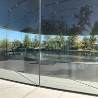 Photo taken at Steve Jobs Theater by Ivy L. on 10/17/2019