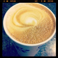 Photo taken at Peet&amp;#39;s Coffee by Wine H. on 9/17/2012
