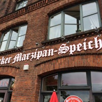 9/4/2015 tarihinde Don P.ziyaretçi tarafından Die Lübecker Marzipan-Speicher'de çekilen fotoğraf