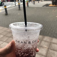 Photo taken at DEAN &amp;amp; DELUCA by こばやん c. on 12/7/2018