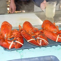 Снимок сделан в Ogunquit Lobster Pound Restaurant пользователем Ogunquit Lobster Pound Restaurant 6/9/2015