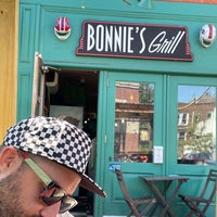Photo taken at Bonnie&amp;#39;s Grill by Henry V. on 4/28/2022