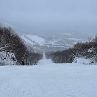 Photo taken at Stowe Mountain Resort by Henry V. on 12/16/2022