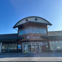 Photo taken at 道の駅 湖北みずどりステーション by やな on 10/11/2023