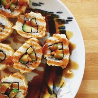 Снимок сделан в Cha-Ya Vegetarian Japanese Restaurant пользователем Jesse T. 11/3/2012