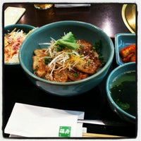 Photo taken at 焼肉名菜 福寿 天王洲店 by Takeshi on 12/13/2012