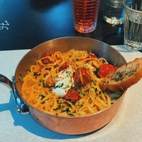 9/13/2019 tarihinde Hanne D.ziyaretçi tarafından Pizzeria Giusepino'de çekilen fotoğraf