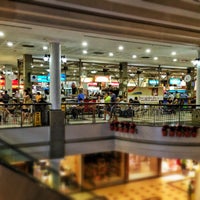 Foto diambil di Shopping Del Paseo oleh Haroldo F. pada 4/28/2013