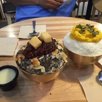 Photo taken at Nunsaram Korean Dessert Cafe by Catherine C. on 10/17/2016
